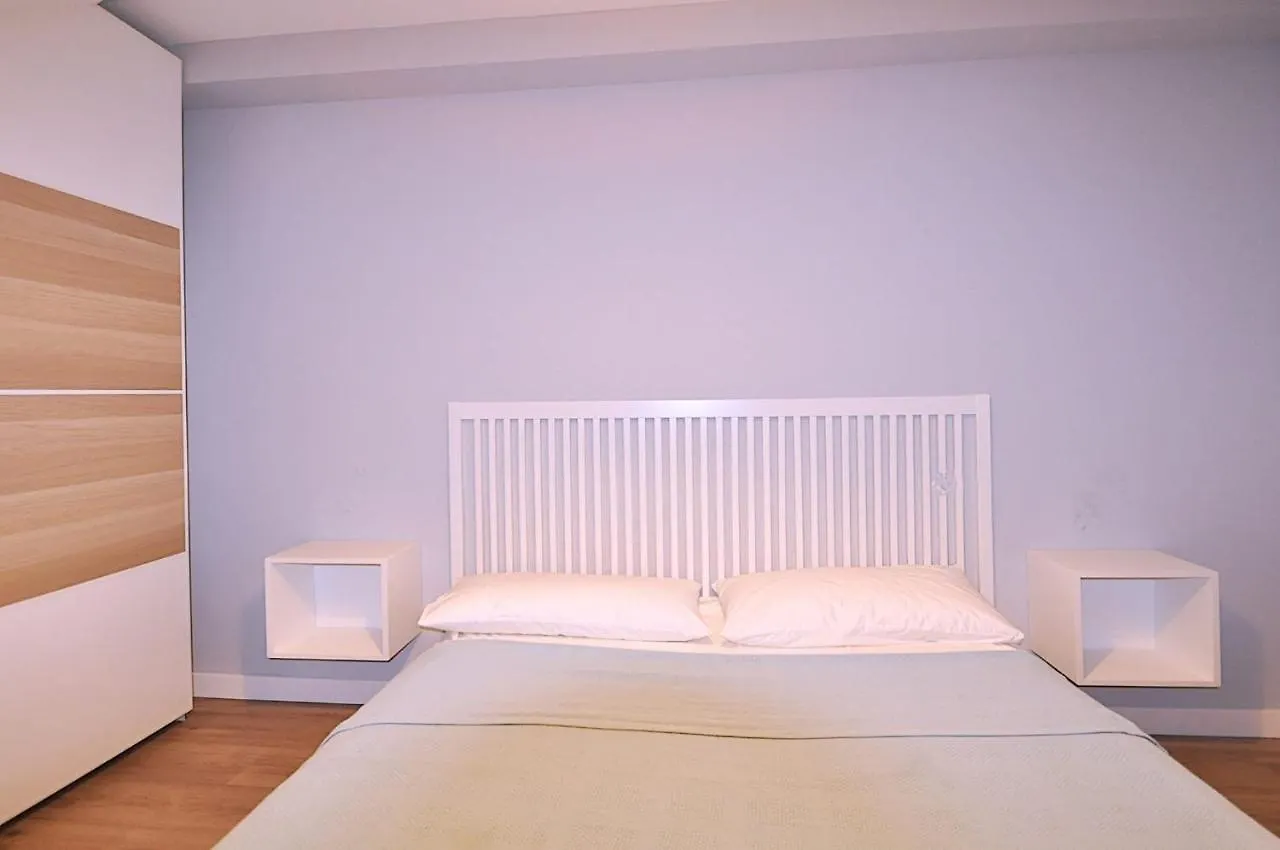 Domus Apartment Lloret de Mar 0*,